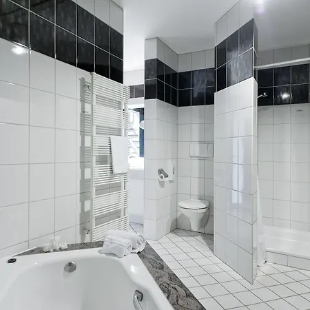 Eurotel Hotel 4*